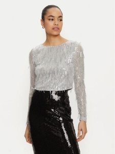 ONLY Bluzka Spacy 15331803 Srebrny Cropped Fit. Szare bluzki ONLY, l, bez wzorów, z syntetyku, bez kołnierzyka, bez ramiączek. Za 79,99 zł.