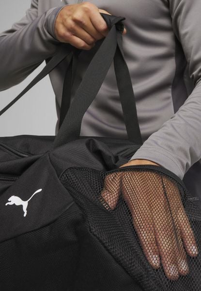 Torba Podróżna Team Goal 55L 32 Cm X 65 Cm X 29 Cm. Czarne torby podróżne i sportowe Puma, bez wzorów, z materiału, na ramię. Za 159,00 zł.
