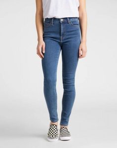 LEE HIGH SKINNY IVY SPODNIE DAMSKIE JEANSOWE CLEAN PLAY L32EKJZH 112107401. Czarne rurki Lee, bez wzorów, z bawełny, z podwyższonym stanem. Za 209,99 zł.