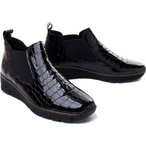 RIEKER 53794-01 black, botki/sztyblety damskie. Czarne botki Rieker, na zimę, bez wzorów, z tkaniny, bez obcasa, bez zapięcia. Za 279,92 zł.