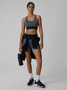 4F Legginsy krótkie treningowe damskie - multikolor S. Legginsy 4f, bez wzorów, z dzianiny, krótkie. Za 99,99 zł.