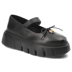 Czarne Półbuty Karino Eleganckie Obuwie Damskie. Czarne półbuty Karino, bez wzorów, z jeansu, bez obcasa, bez zapięcia. Za 469,00 zł.