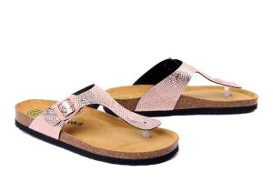 DR. BRINKMANN 700887-23 bronze, klapki japonki damskie. Żółte klapki Dr. Brinkmann, bez wzorów, bez obcasa. Za 194,90 zł.