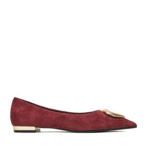 Baleriny Eva Minge. Czerwone balerinki Eva Minge, bez wzorów, bez obcasa, bez zapięcia. Za 239,99 zł.