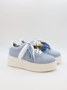 Bellucci Sneakersy w kolorze błękitnym rozmiar: 37. Niebieskie trampki Bellucci, bez wzorów, bez zapięcia. Za 91,99 zł.