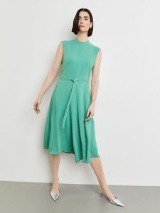 Gerry Weber Sukienka w kolorze turkusowym rozmiar: 38. Niebieskie sukienki Gerry Weber, bez wzorów, bez kołnierzyka, bez ramiączek, midi. Za 220,12 zł.