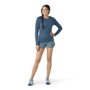 Koszulka termoaktywna damska Smartwool Classic All-Season Merino Base Layer LS. Niebieskie koszule nocne Smartwool, bez wzorów, bez ramiączek. Za 365,75 zł.