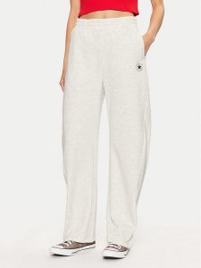 Converse Spodnie dresowe Retro Banana 10027565-A02 Szary Loose Fit. Szare spodnie dresowe Converse, xl, bez wzorów, z bawełny. Za 209,99 zł.