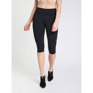Damskie legginsy 3/4 Newline Hw. Czarne legginsy Newline, bez wzorów, z dżerseju. Za 278,15 zł.