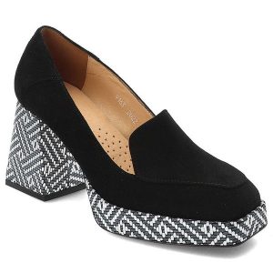 Czarne Półbuty Armodo Damskie Eleganckie Buty. Czarne półbuty Armodo, na wiosnę, bez wzorów, ze skóry, bez obcasa, na słupku, bez zapięcia. Za 349,00 zł.