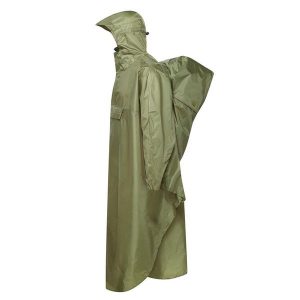 Poncho peleryna Fjord Nansen Backpacker Olive Drab. Zielone kurtki Fjord Nansen, bez wzorów, bez kaptura. W wyprzedaży za 239,99 zł.