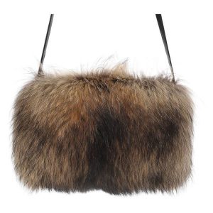 Brązowa Elegancka Mufka Luka- Pelli Rękaw Na Dłonie Z Naturalnym Futrem Z Lisa. Brązowe torebki klasyczne Luka-Pelli, bez wzorów, z futra, na ramię, bez dodatków. Za 399,00 zł.