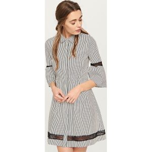 Sukienka w prążki - Wielobarwn. Sukienki marki Reserved. W wyprzedaży za 89,99 zł.
