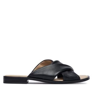 Klapki Caprice. Czarne klapki Caprice, bez wzorów, bez obcasa. Za 299,99 zł.