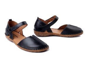 JOSEF SEIBEL 79542 476 100 Rosalie 42 schwarz, sandały damskie. Czarne sandały Josef Seibel, bez wzorów, ze skóry, bez obcasa, bez zapięcia. Za 263,42 zł.