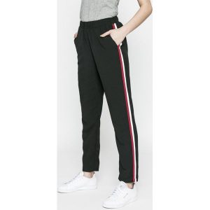Vero Moda - Spodnie Emma. Spodnie z wysokim stanem marki Vero Moda. W wyprzedaży za 99,90 zł.