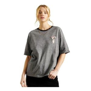 Koszulka turystyczna damska Superdry Military Narrative Boxy. Czarne koszulki sportowe Superdry, bez wzorów, z bawełny, bez ramiączek. Za 92,00 zł.