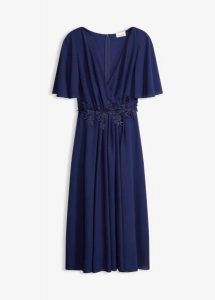 Sukienka koktajlowa z koronkowymi aplikacjami. Niebieskie sukienki bonprix, z aplikacjami, z koronki, eleganckie, bez kołnierzyka, bez ramiączek, midi. Za 279,99 zł.