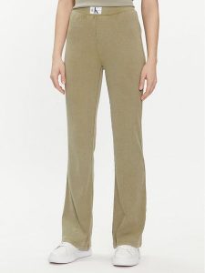 Calvin Klein Jeans Spodnie dresowe J20J223126 Zielony Regular Fit. Zielone spodnie dresowe Calvin Klein Jeans, xl, bez wzorów, z bawełny. Za 329,99 zł.