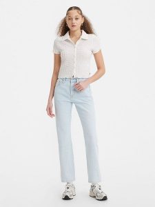 Levi´s Dżinsy "501" - Regular fit - w kolorze błękitnym rozmiar: W32/L30. Niebieskie jeansy z aplikacjami, z podwyższonym stanem. Za 193,24 zł.