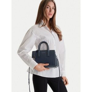 Torebka MICHAEL Michael Kors. Niebieskie torebki klasyczne MICHAEL Michael Kors, bez wzorów, bez dodatków. Za 679,99 zł.