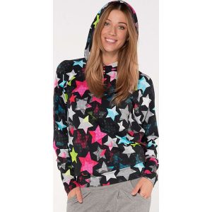 Bluza ciążowa w kolorze czarnym ze wzorem. Czarne bluzy marki Cool Mama. W wyprzedaży za 114,95 zł.