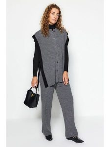 Trendyol 2-częściowy zestaw w kolorze szaro-czarnym rozmiar: L. Czarne swetry oversize Trendyol, l, bez wzorów, ze splotem, bez ramiączek. Za 43,99 zł.