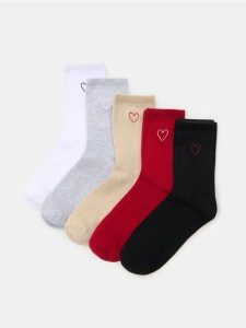 Długie skarpetki 5 pack - wielobarwny. Skarpetki Sinsay, bez wzorów. Za 17,99 zł.