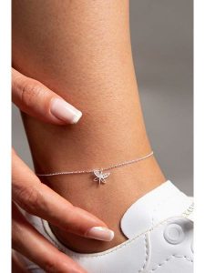 Heliophilia Srebrna bransoletka z elementem ozdobnym na kostkę rozmiar: onesize. Szare bransoletki Heliophilia, z cyrkonią, srebrne. Za 44,09 zł.