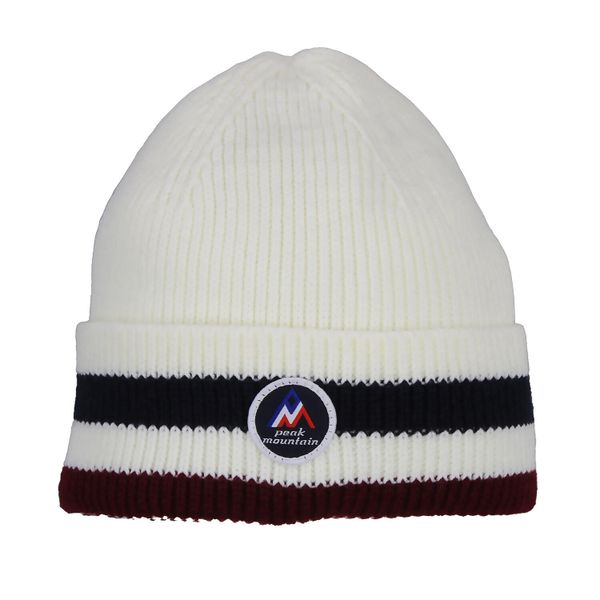 Czapka Peak Mountain Mably. Białe czapki Peak Mountain, bez wzorów, sportowe. W wyprzedaży za 121,25 zł.