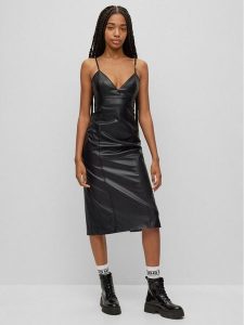 Hugo Sukienka z imitacji skóry Kabarelle-1 50493523 Czarny Regular Fit. Czarne sukienki Hugo, bez wzorów, ze skóry, bez kołnierzyka, bez ramiączek. Za 669,00 zł.