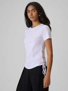 4F T-shirt slim gładki damski - biały L. Białe t-shirty 4f, l, bez wzorów, z bawełny, bez kołnierzyka, bez ramiączek. Za 69,99 zł.
