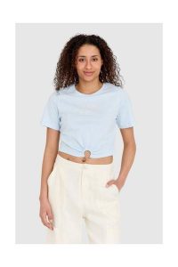 GUESS Niebieski t-shirt damski cropped fit piercing. Niebieskie t-shirty Guess, s, z aplikacjami, z bawełny, bez kołnierzyka, bez ramiączek. W wyprzedaży za 149,99 zł.