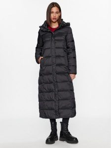 CMP Kurtka zimowa 33K3706 Czarny Regular Fit. Czarne kurtki CMP, na zimę, bez wzorów, z syntetyku, bez kaptura. Za 579,99 zł.