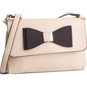 Torebka MONNARI - BAG5590-015 Beige. Brązowe torebki klasyczne marki Monnari, ze skóry ekologicznej. W wyprzedaży za 99,00 zł.