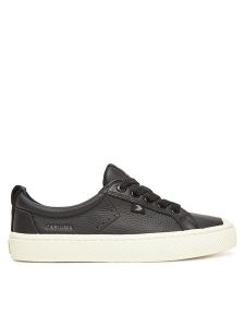 Cariuma Trampki Oca 100204B01W080 Czarny. Czarne trampki CARIUMA, bez wzorów, ze skóry, bez zapięcia. Za 449,99 zł.