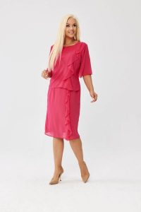 Amarantowa sukienka Estelle - zwiewna szyfonowa kreacja PLUS SIZE XXL OVERSIZE JESIEŃ. Czerwone sukienki Moda Size Plus Iwanek, na imprezę, na jesień, l, bez wzorów, z elastanu, eleganckie, z asymetrycznym kołnierzem, plus size, bez ramiączek, midi, asymetryczne. Za 379,90 zł.