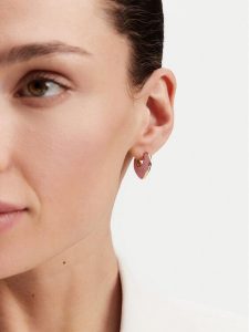 Guess Kolczyki JUBE05206JW Złoty. Żółte kolczyki Guess, metalowe. Za 169,99 zł.