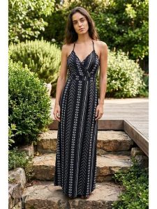 SOULSHAE Sukienka w kolorze czarnym rozmiar: L/XL. Czarne sukienki SOULSHAE, l, bez wzorów, bez kołnierzyka, bez ramiączek, maxi. Za 144,95 zł.
