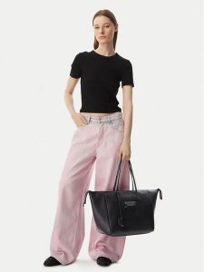 Tommy Jeans Torebka Tjw Bold Tote AW0AW18786 Czarny. Czarne shopper bag Tommy Jeans, bez wzorów, z jeansu, bez dodatków. Za 529,99 zł.