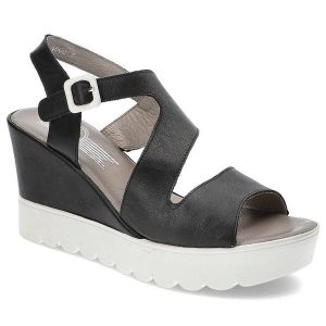 Czarne Sandały Lemar Wygodne Buty Na Koturnie. Białe sandały Lemar, bez wzorów, ze skóry, bez obcasa, na koturnie, bez zapięcia. Za 139,00 zł.