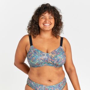 Góra kostiumu kąpielowego surfingowego damska Olaian Astrid Paisley. Bikini OLAIAN, bez wzorów, z elastanu. W wyprzedaży za 49,99 zł.