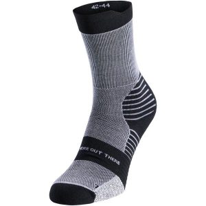 Skarpetki UNI ODLO Socks crew PERFORMANCE MERINO TRAIL. Czarne skarpetki ODLO, bez wzorów. Za 89,99 zł.