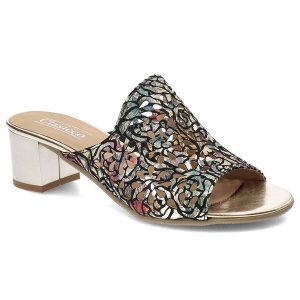 Kolorowe Klapki Clasicco Eleganckie Skórzane Obuwie. Czarne klapki Clasicco, bez wzorów, bez obcasa, na obcasie. Za 209,00 zł.