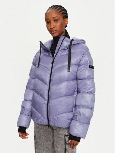 Frieda & Freddies Kurtka przejściowa 3732 Fioletowy Regular Fit. Fioletowe kurtki Frieda & Freddies, bez wzorów, z syntetyku, bez kaptura. Za 529,99 zł.