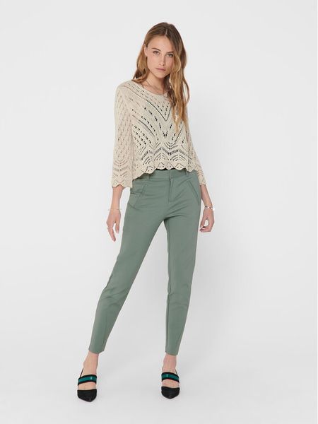 JDY Sweter New Sun 15212788 Beżowy Regular Fit. Brązowe swetry klasyczne JDY, s, z syntetyku, bez kołnierzyka. Za 79,99 zł.