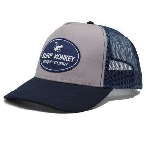 Czapka Trucker - 5 paneli / Jeden rozmiar (Szary/Niebieski). Niebieskie czapki SURF MONKEY, z aplikacjami, z bawełny. Za 135,96 zł.