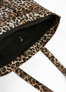 Torba shopper z płótna ze wzorem w panterkę. Czarne shopper bag bonprix, bez wzorów, bez dodatków. Za 74,99 zł.