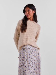 Pieces Sweter w kolorze beżowym rozmiar: XL. Brązowe swetry oversize Pieces, xl, bez wzorów, bez ramiączek. Za 61,46 zł.