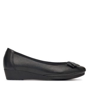 Baleriny Go Soft. Czarne balerinki Go Soft, bez wzorów, bez obcasa, bez zapięcia. Za 159,99 zł.
